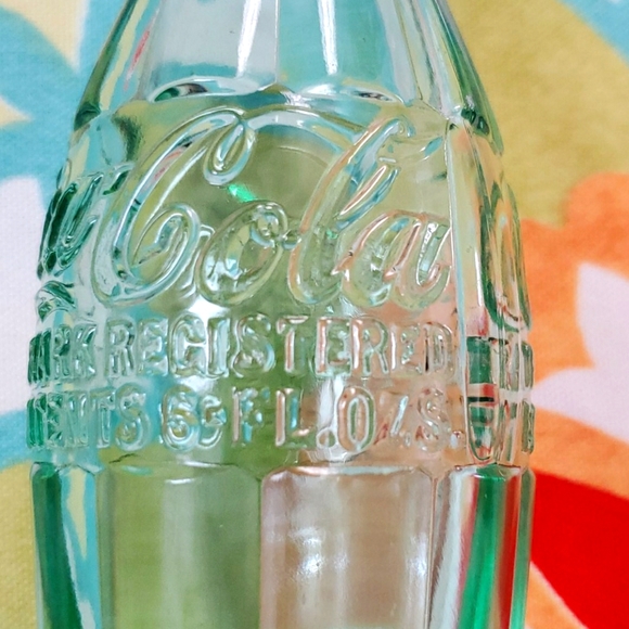 Vintage 1938-1951 CocaCola EMBOSSED Green Glass Bottle 6oz Collectible Retro - Picture 9 of 14